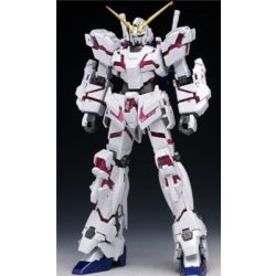 GUNDAM - MG 1/100 UNICORN GUNDAM (RED/GREEN TWIN FRAME EDITION) TITANIUM FINISH-84137P